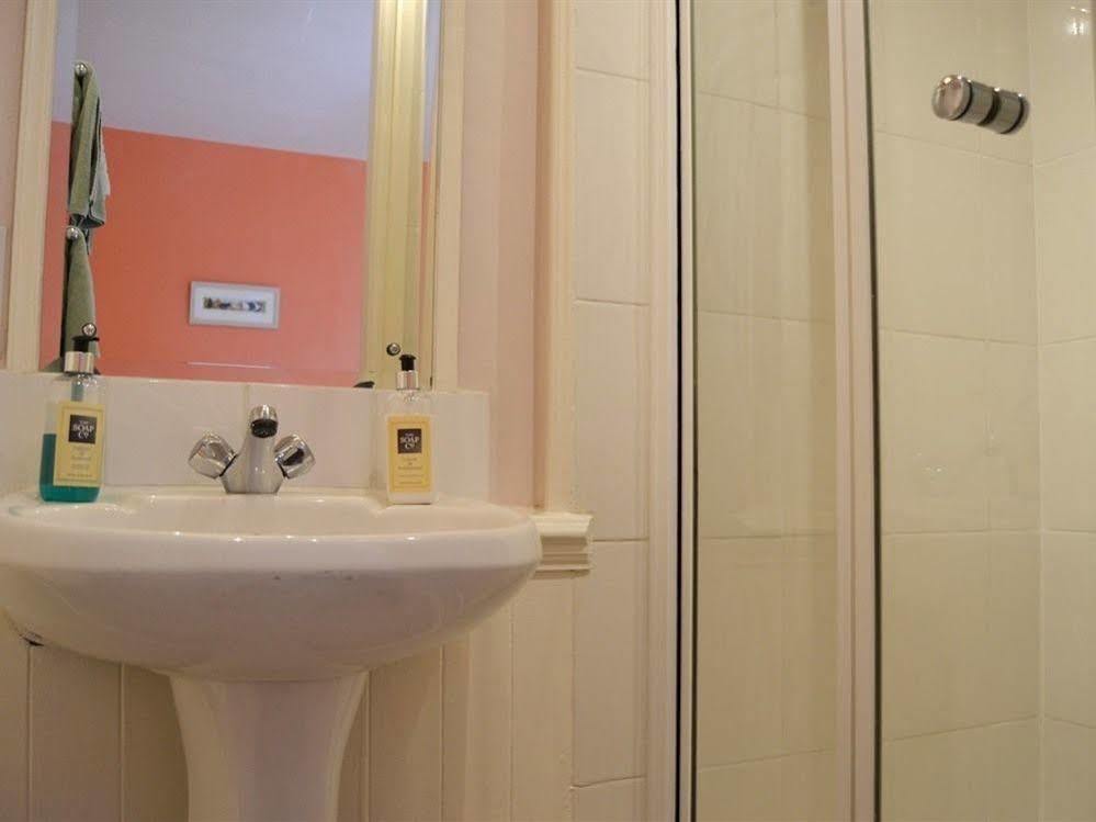 Ashleigh House Bed & Breakfast Windermere Eksteriør bilde